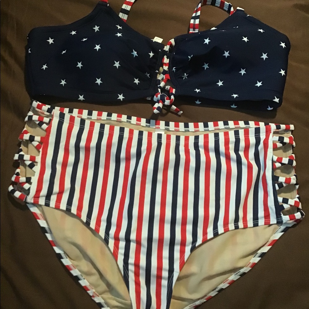 Cacique bathing suit